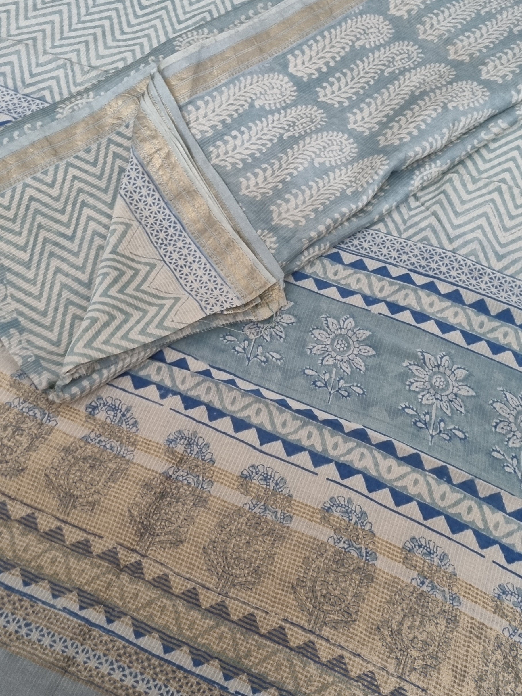 Maheshwari Silk 3-Piece Suit Flat Lay – Kurta, Dupatta & Bottom – Powder Blue