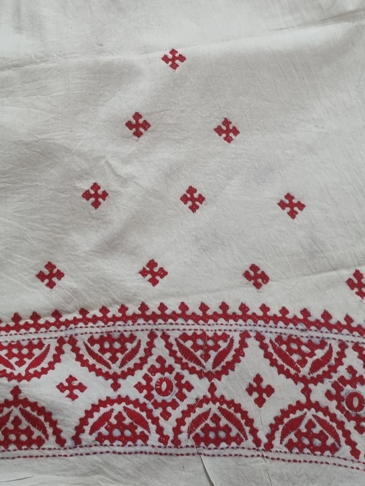 Cream & red cotton unstitched salwar suit with Sindhi hand embroidery – flat lay