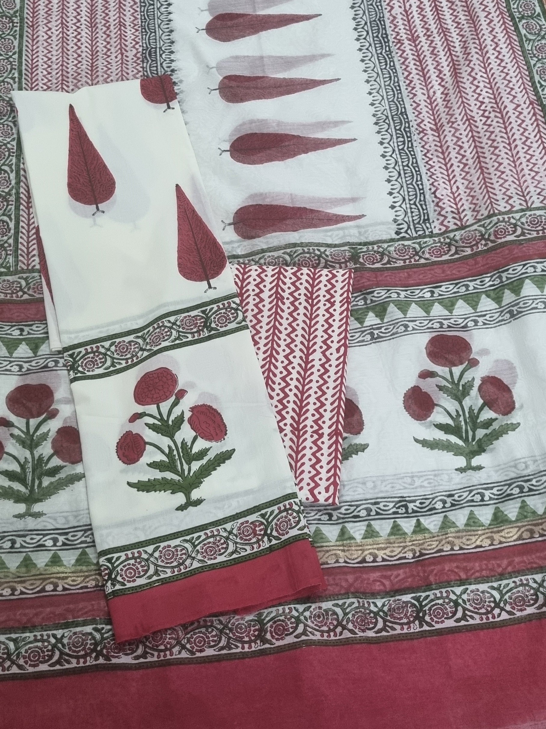 Placement block print kurta fabric – front pose detail