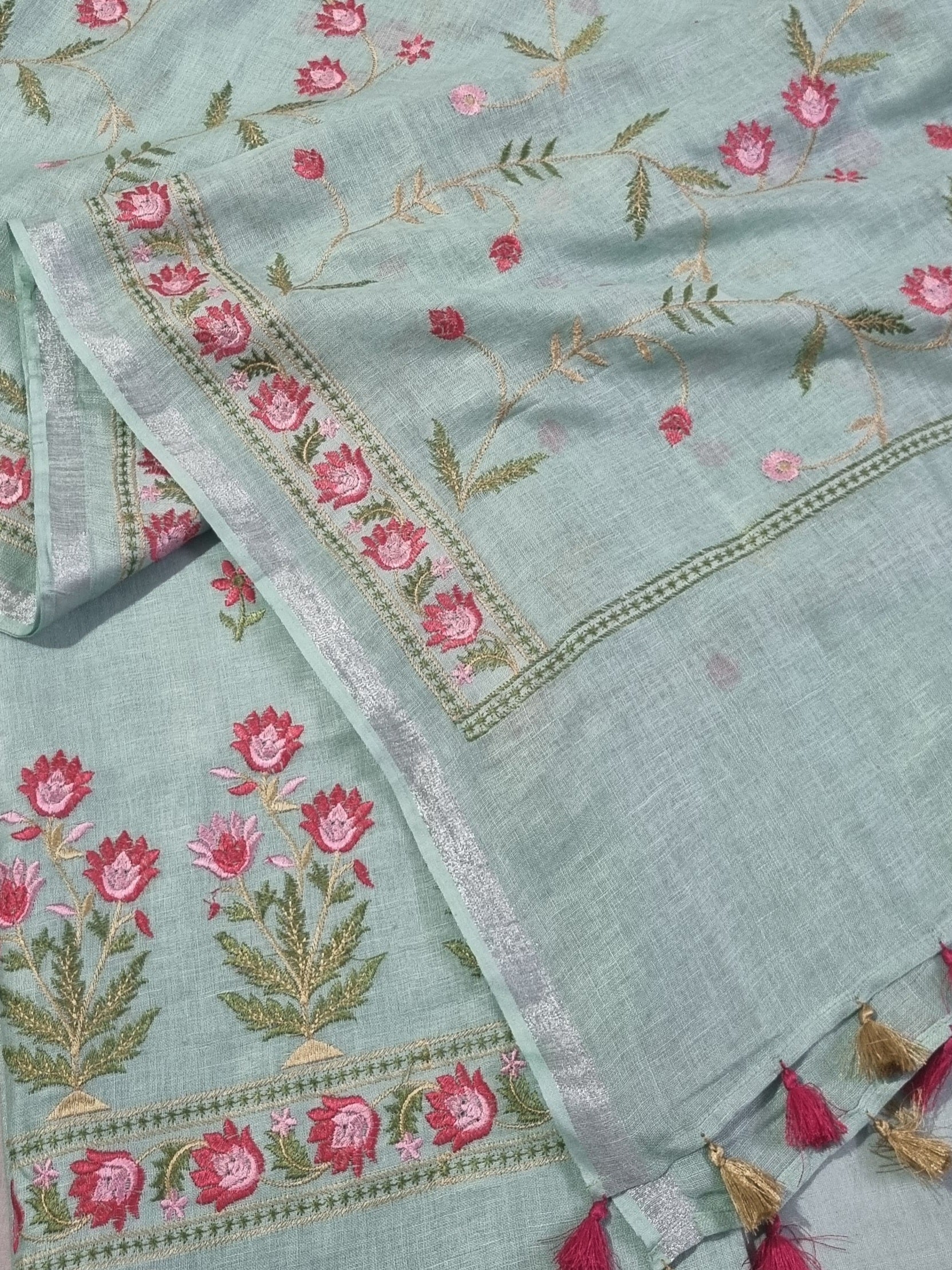 Floral Machine Embroidery Linen Suit Fabric Close-Up – Aqua Green Unstitched 3-Piece Set