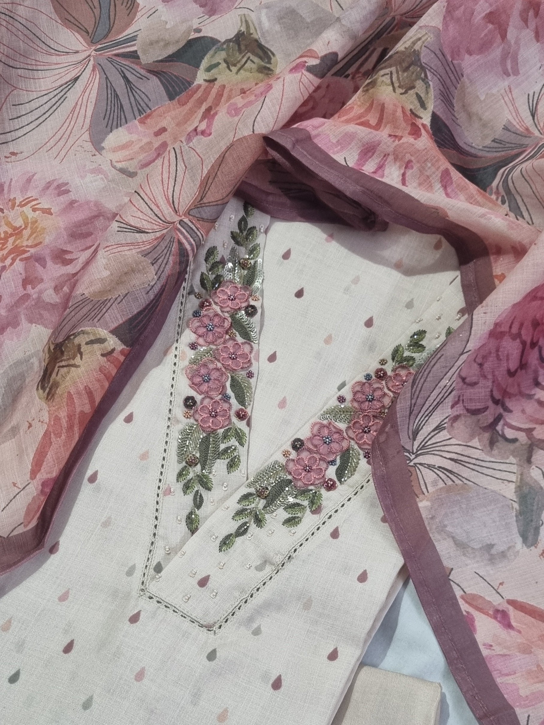 Cotton Linen 3-Piece Unstitched Suit Fabric in Light Beige – Close Look