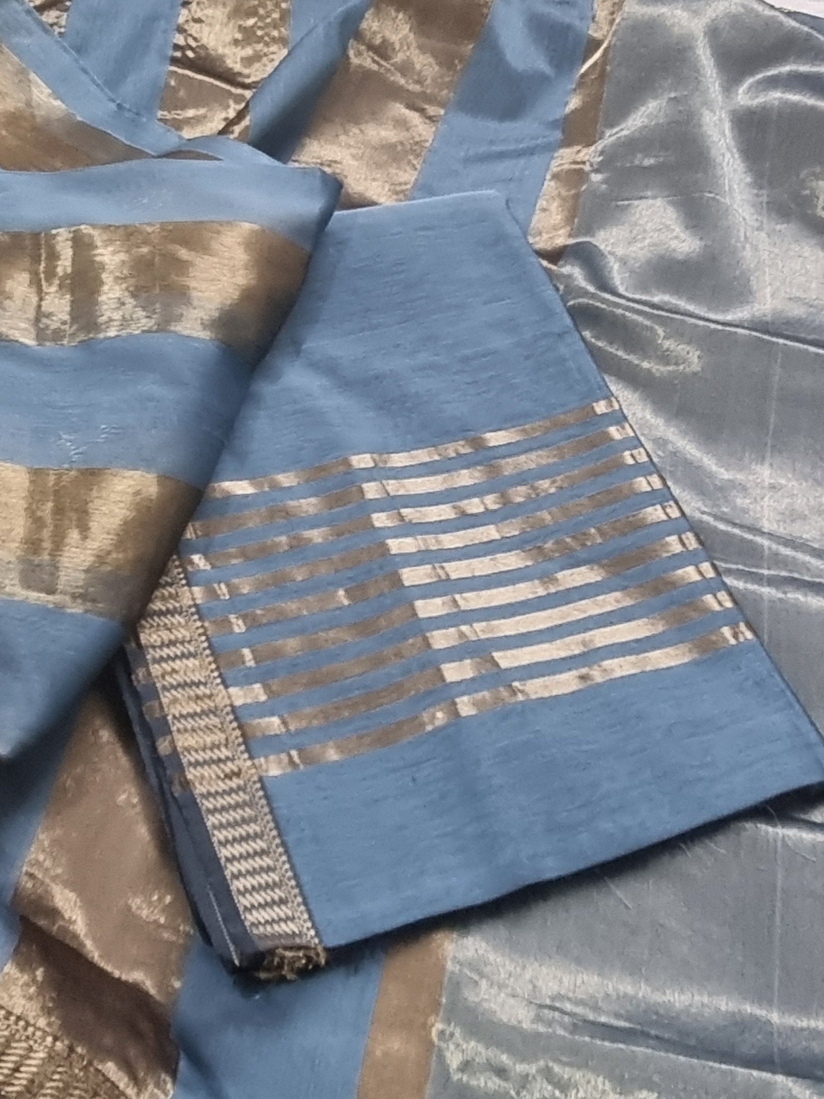 Peacock Blue Maheshwari Silk 2-piece unstitched suit – alternate drape angle with Zari detailing