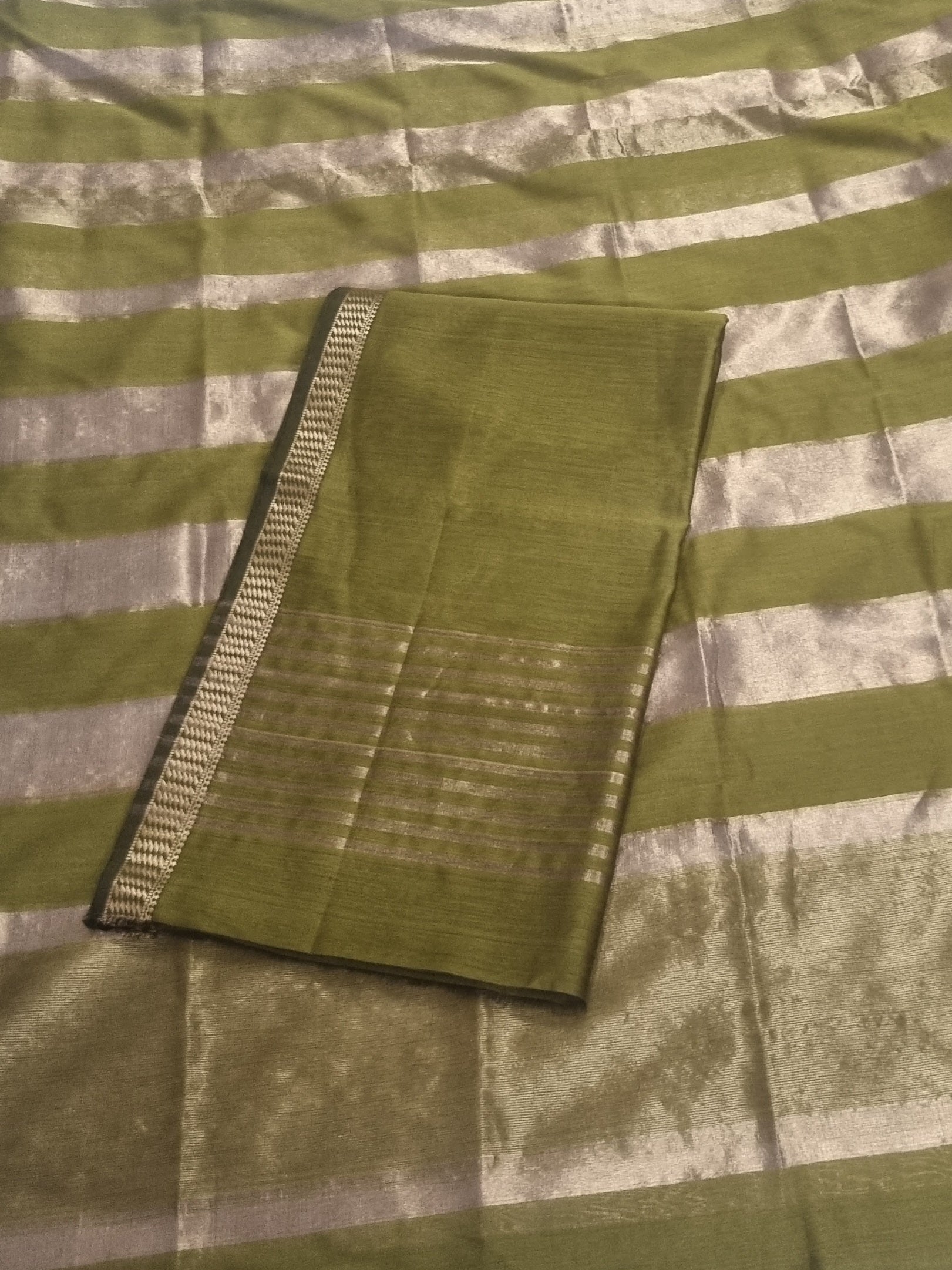 Maheshwari Silk Zari kurta fabric in mehandi green – handwoven silk-cotton blend