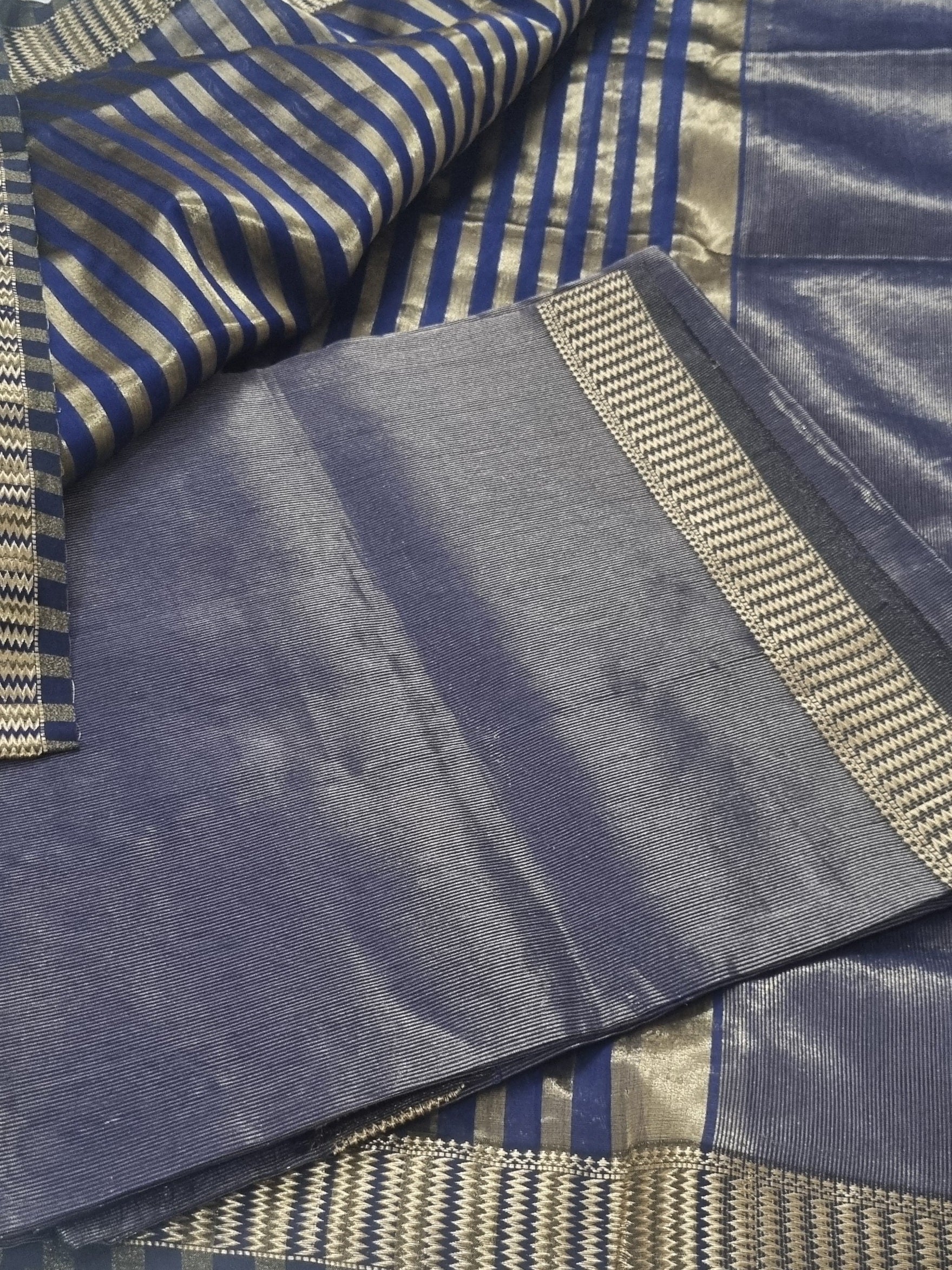 Royal Blue Maheshwari Silk unstitched suit – draped dupatta with gold Zari border