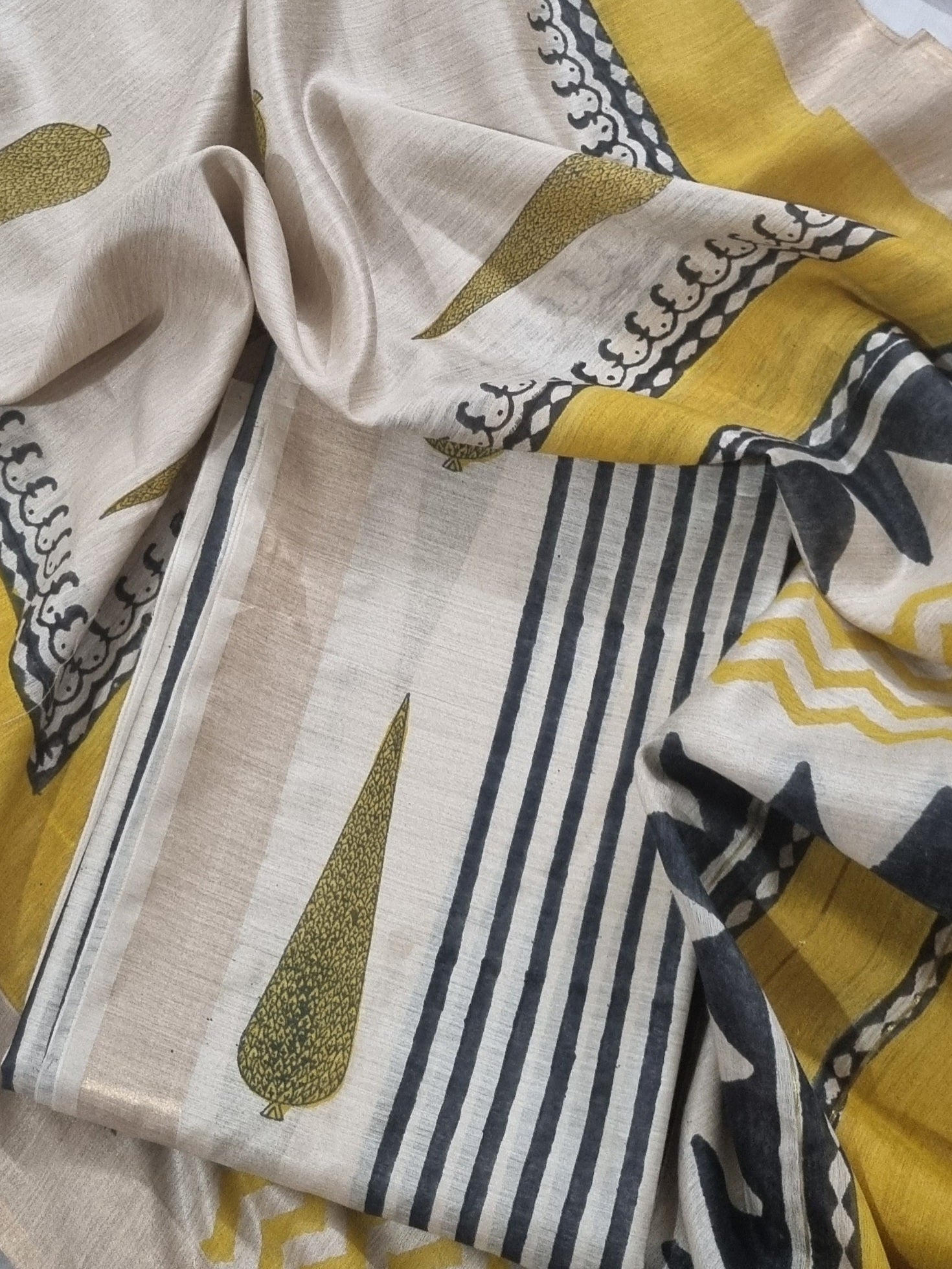 Block Print Munga Silk Suit in Beige and Yellow – Detail View
