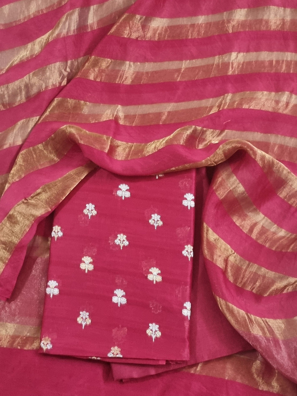 Handwoven pink Banarasi Karwa Booti 3-piece unstitched suit — dupatta and fabric detail