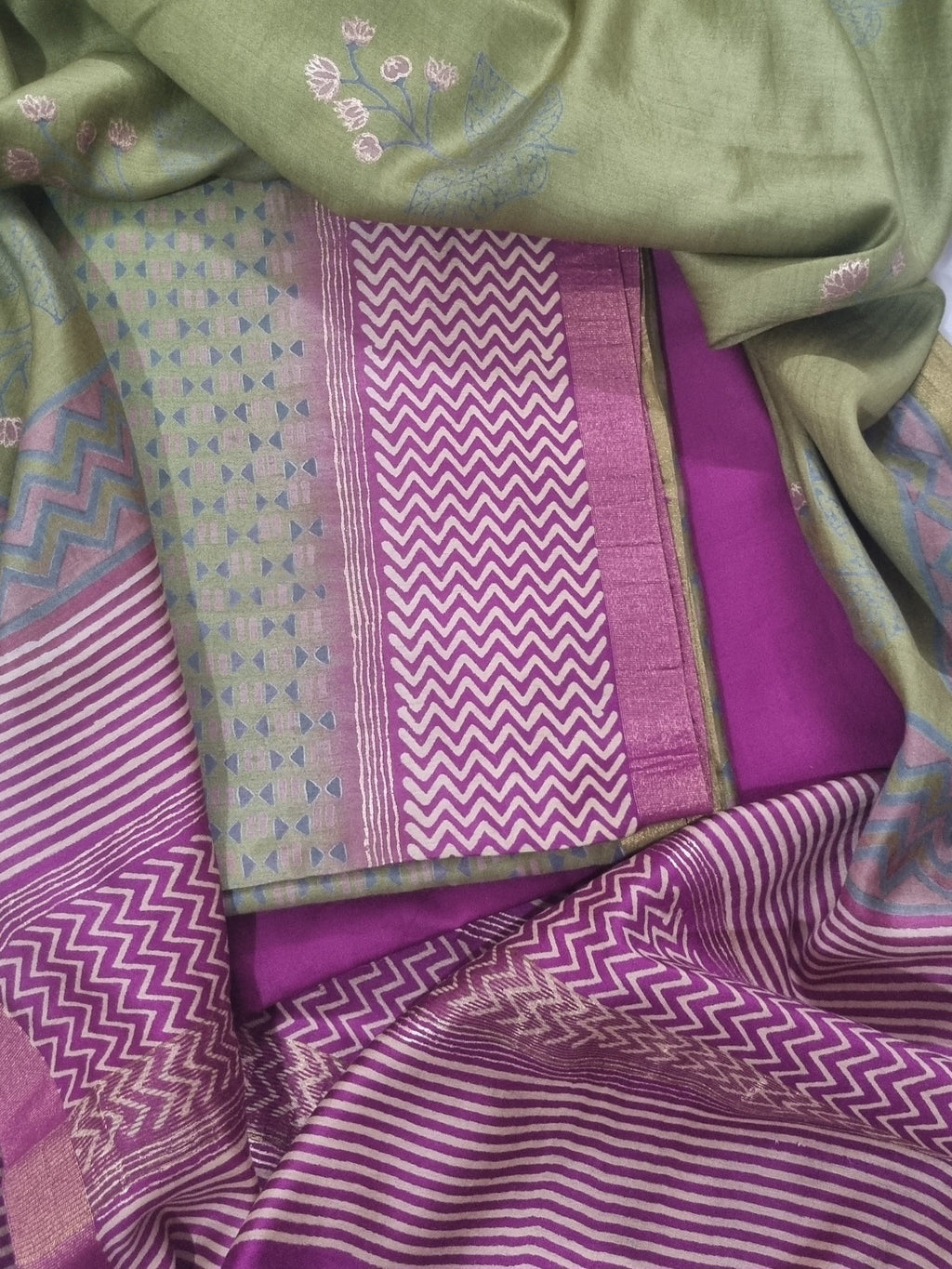 Maheshwari silk 3-piece suit set – fabric texture close-up in green and purple