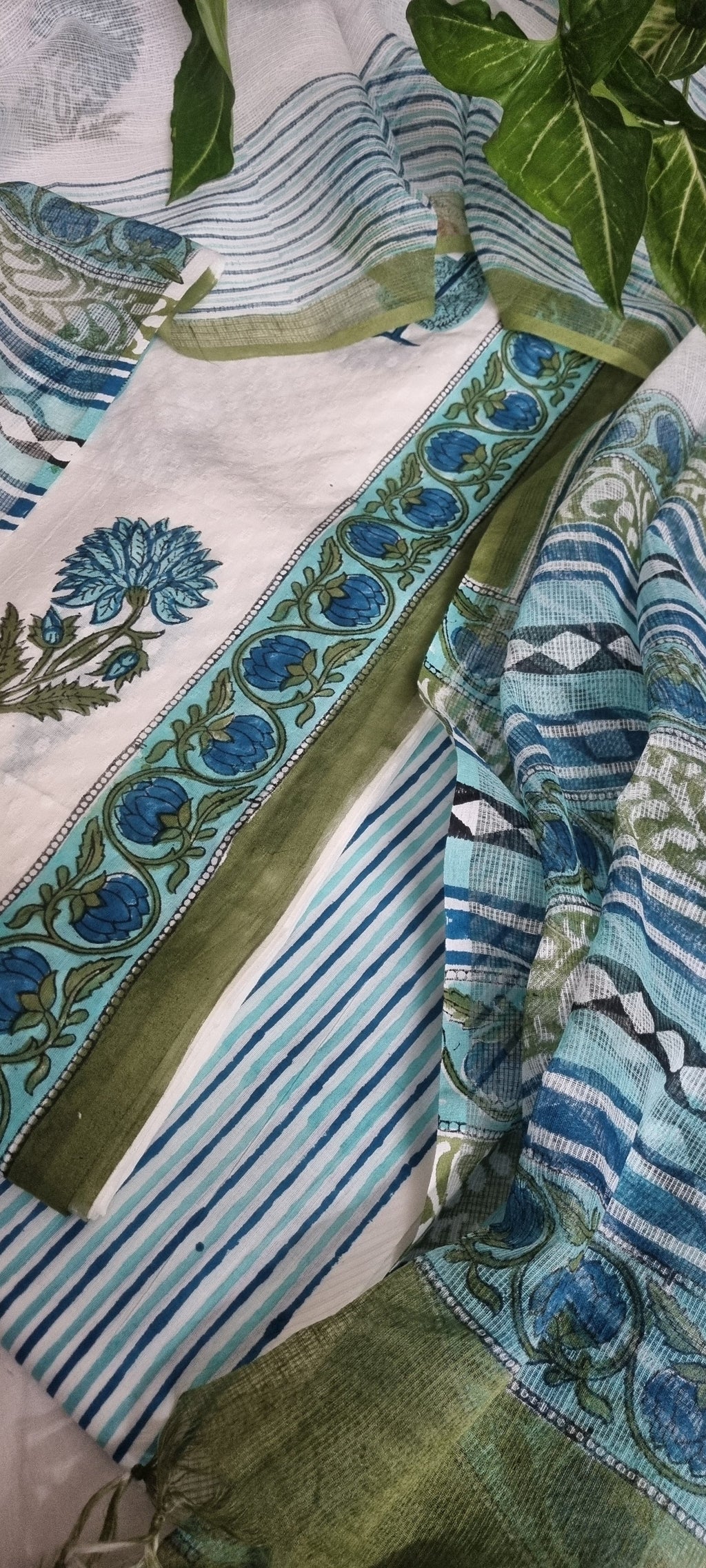Floral Mughal Block Print 3-Piece Unstitched Suit – Indian Handloom – White Blue Green