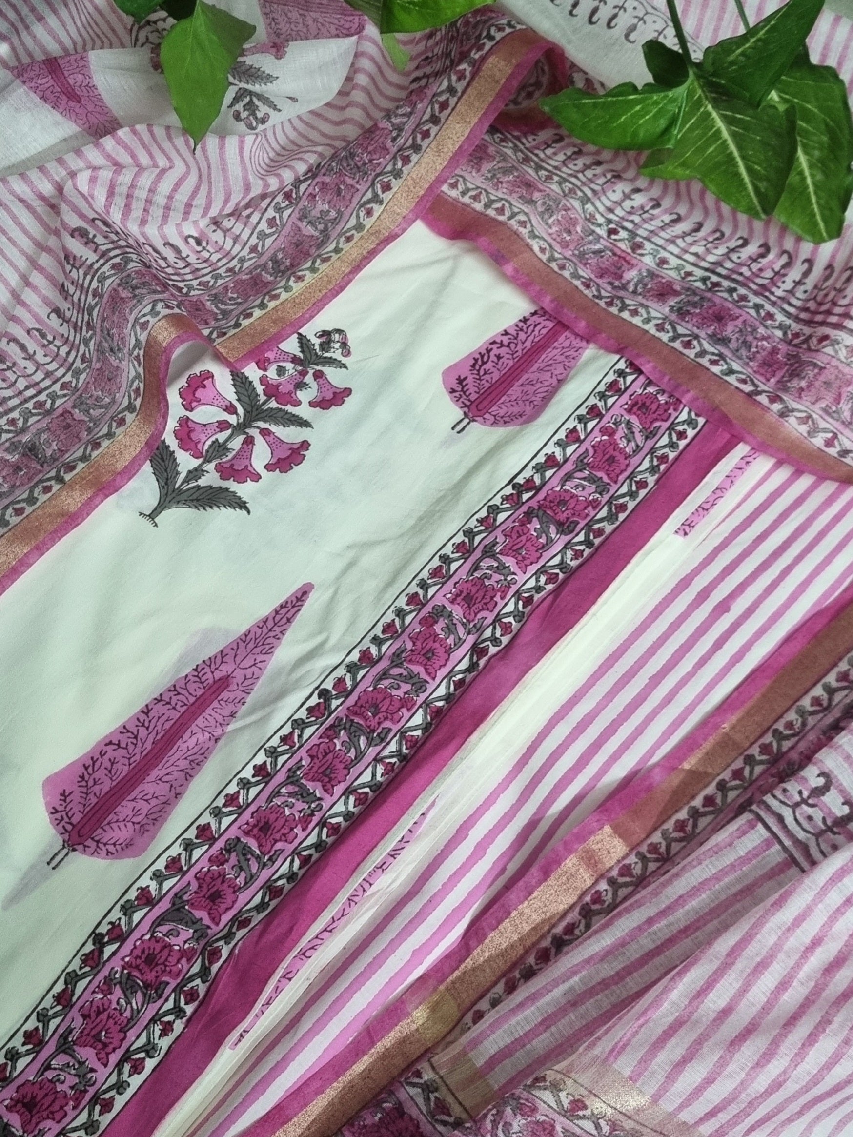 Floral Mughal Block Print 3-Piece Unstitched Suit – Kurta & Dupatta Detail – Cream Pink Green – Indian Handloom