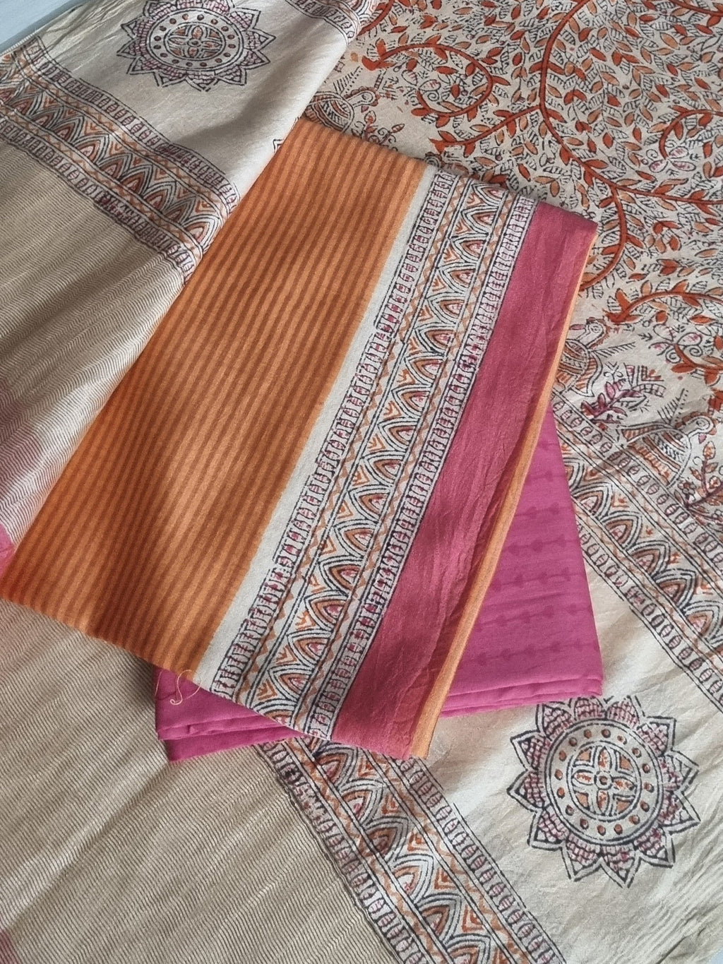 Orange beige Maheshwari silk salwar kameez fabric lay flat – full set view