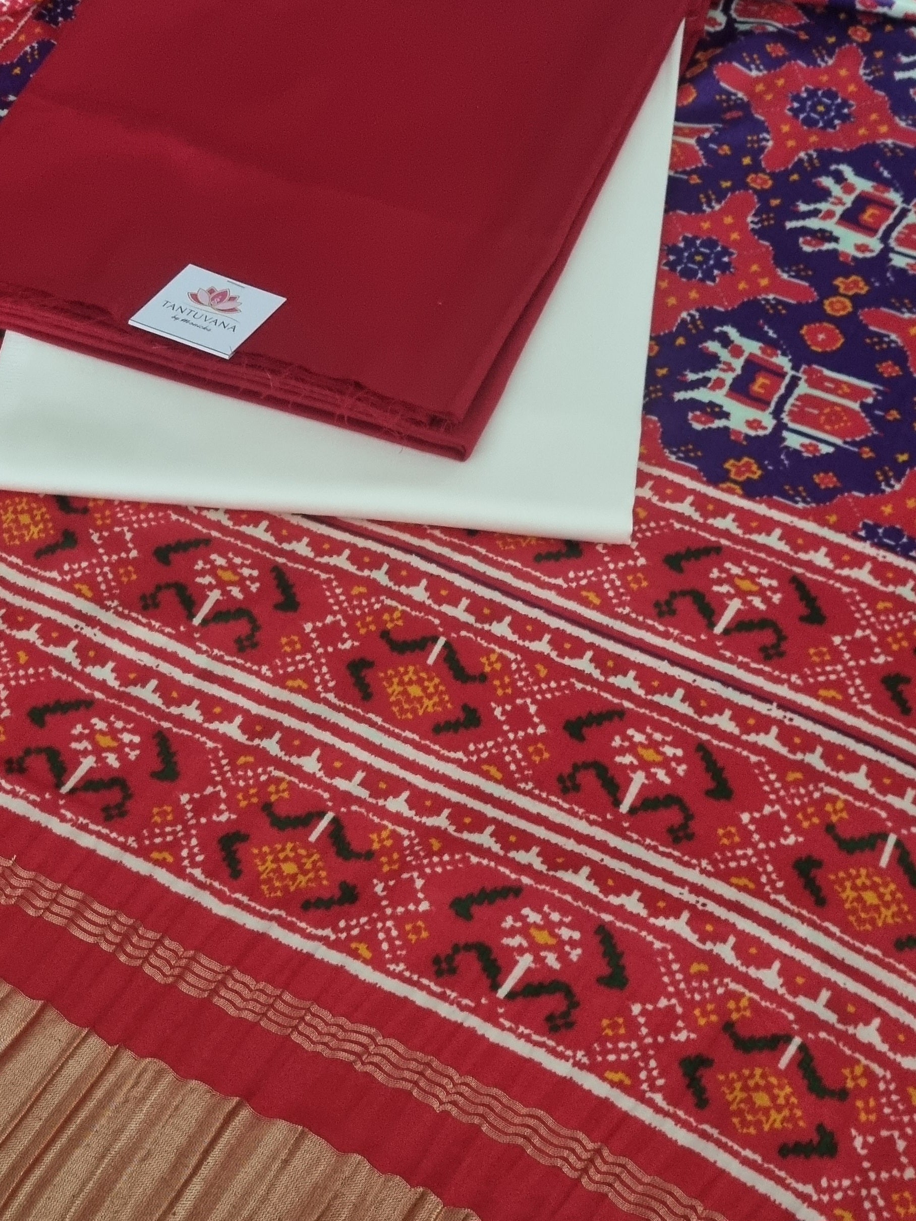 Off white and red salwar suit fabric with Gajji silk dupatta – close-up view