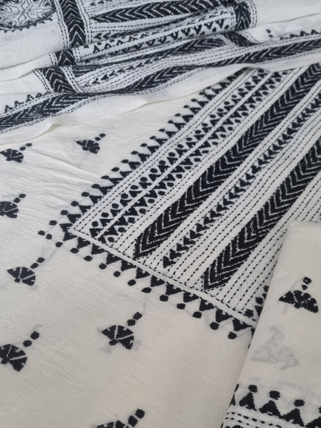 Hand-embroidered Kantha work cotton salwar suit material in black and off-white – drape view