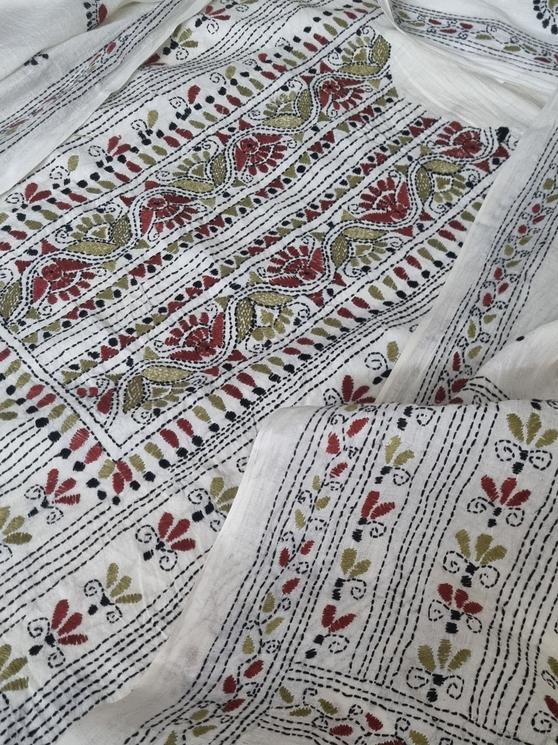 Detail of Kantha Work Embroidery Pattern on Cream Cotton Fabric - Indian Handloom Craftsmanship | SKU 1114