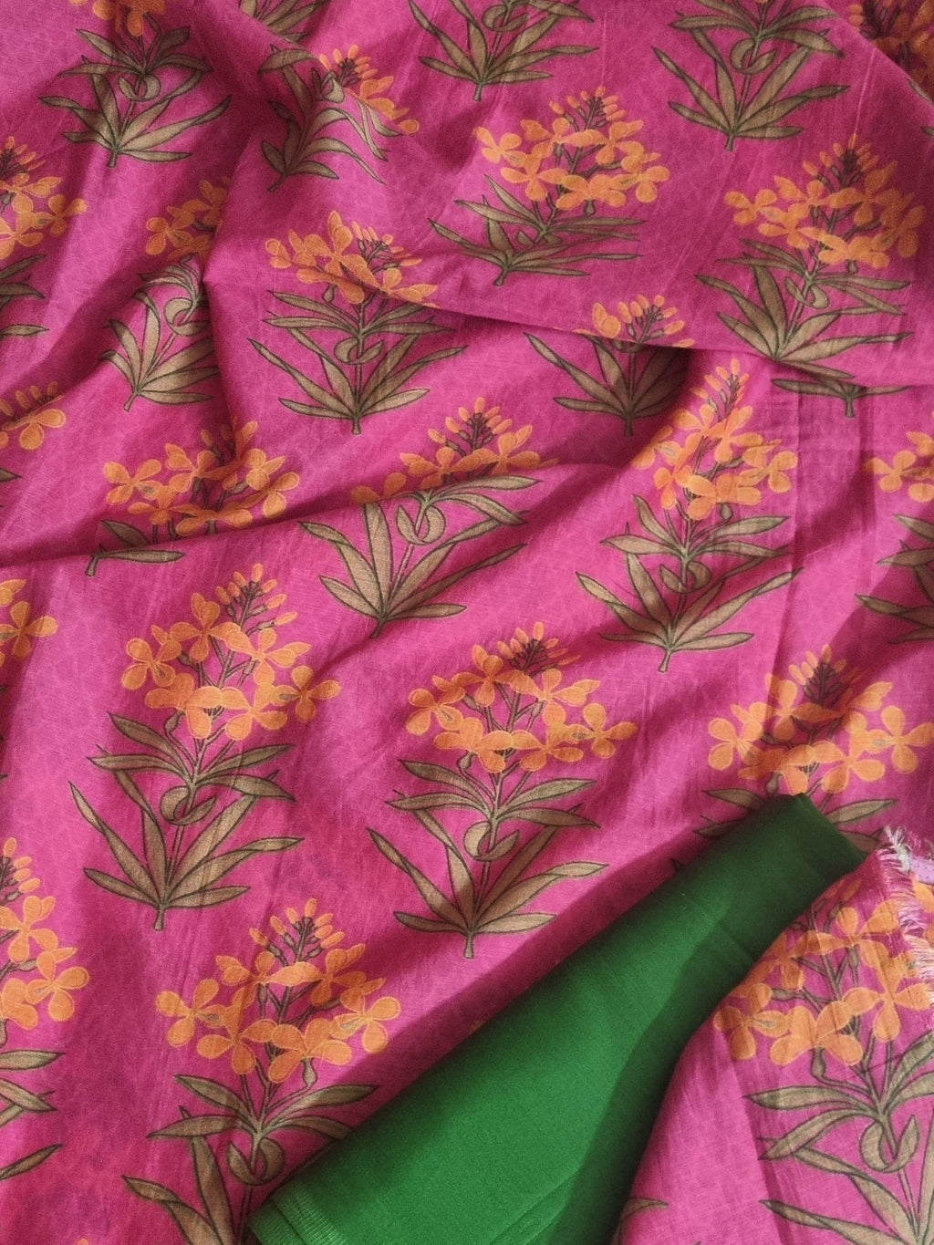 Malai Chanderi Silk 2-Piece Set – Office & Daily Wear | Pink & Green | Tantuvanacrafts
8	