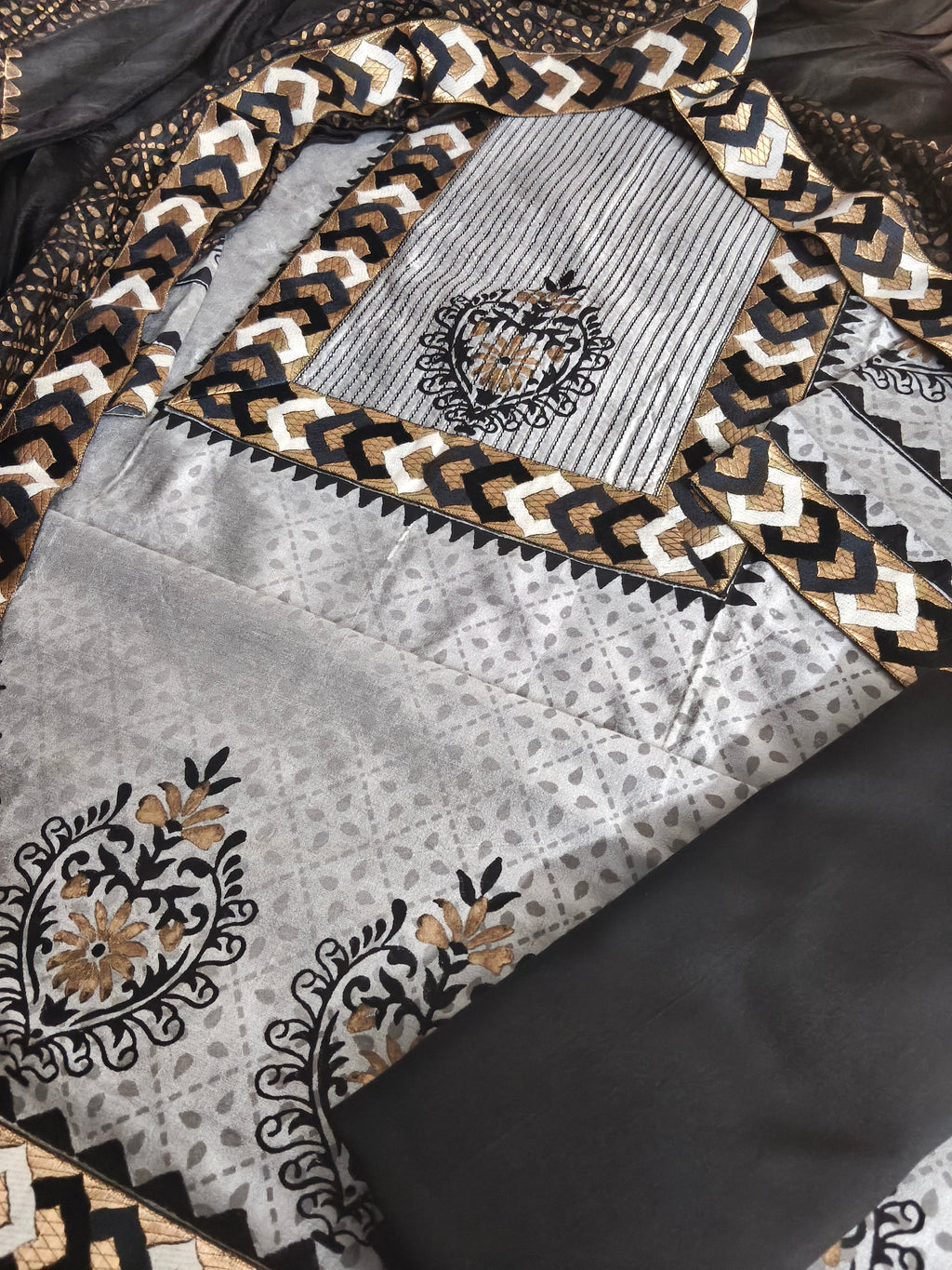 Grey black cotton silk salwar suit fabric close-up – Tantuvanacrafts