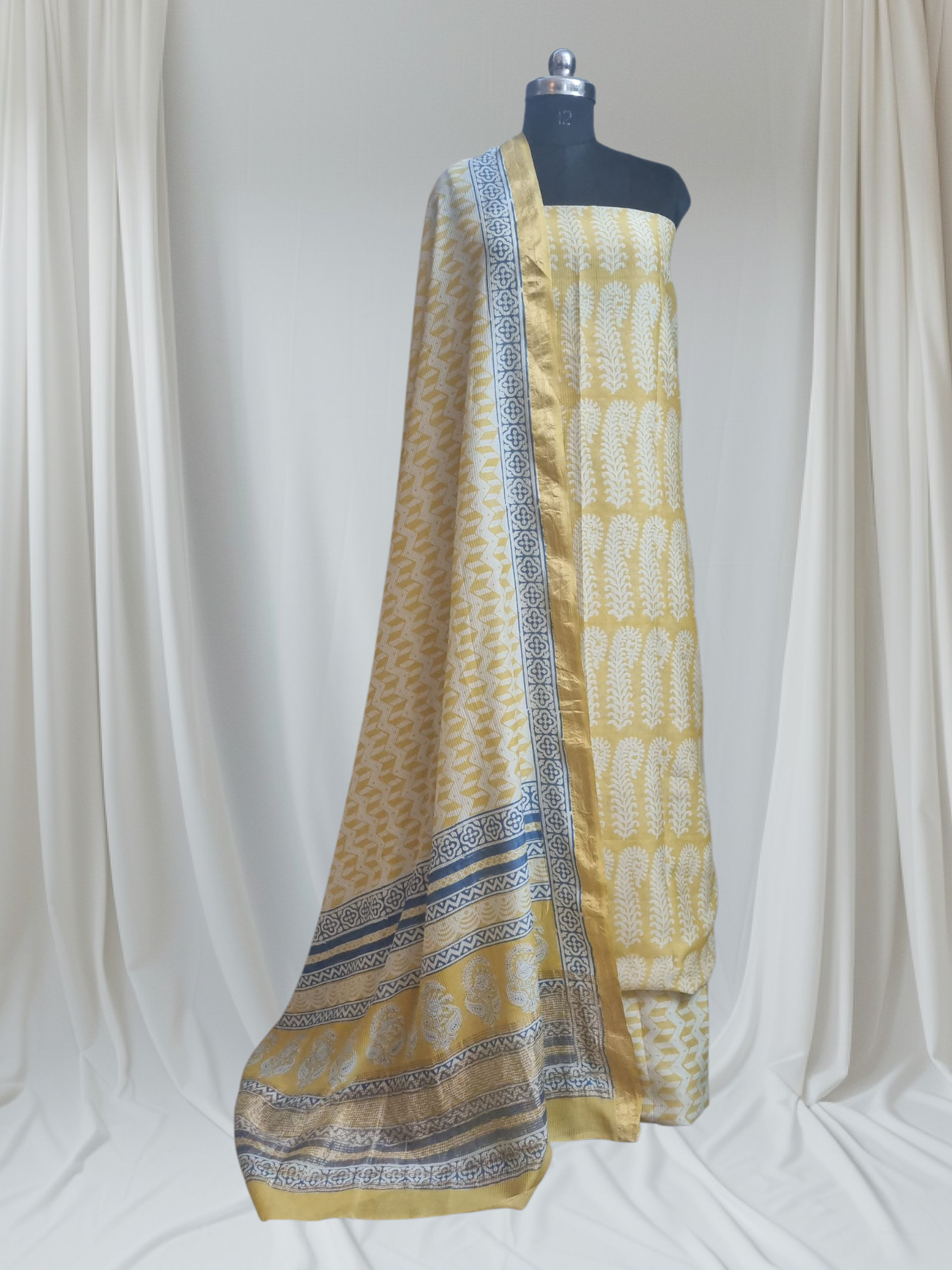 Maheshwari Silk 3-Piece Suit Flat Lay – Kurta, Dupatta & Bottom – Sunshine Yellow