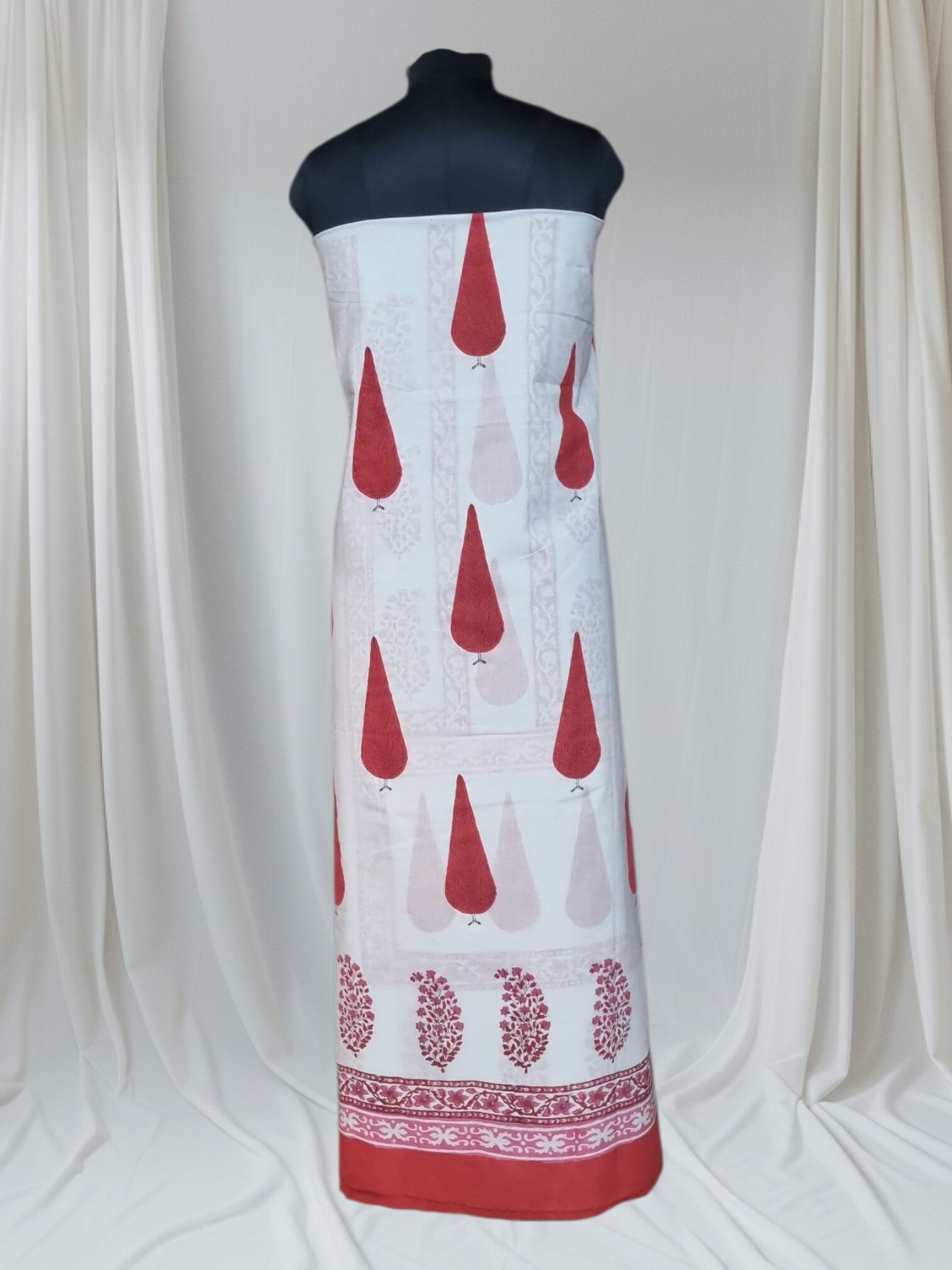 Handloom cotton unstitched suit set – back side