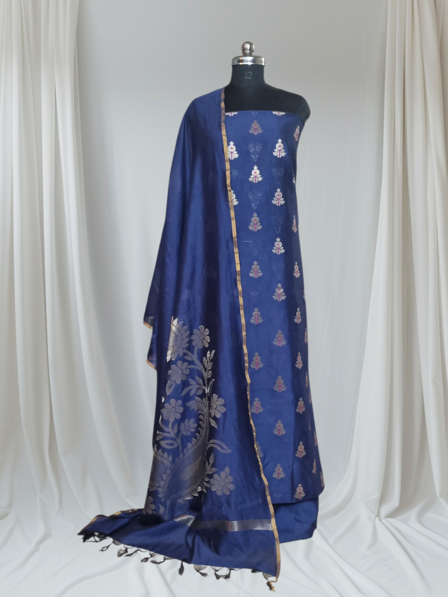 Blue Banarasi 3-piece unstitched suit – hand-woven Indian handloom craftsmanship