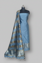 Peacock blue Maheshwari handloom suit fabric – close-up of Zari border and weave texture
