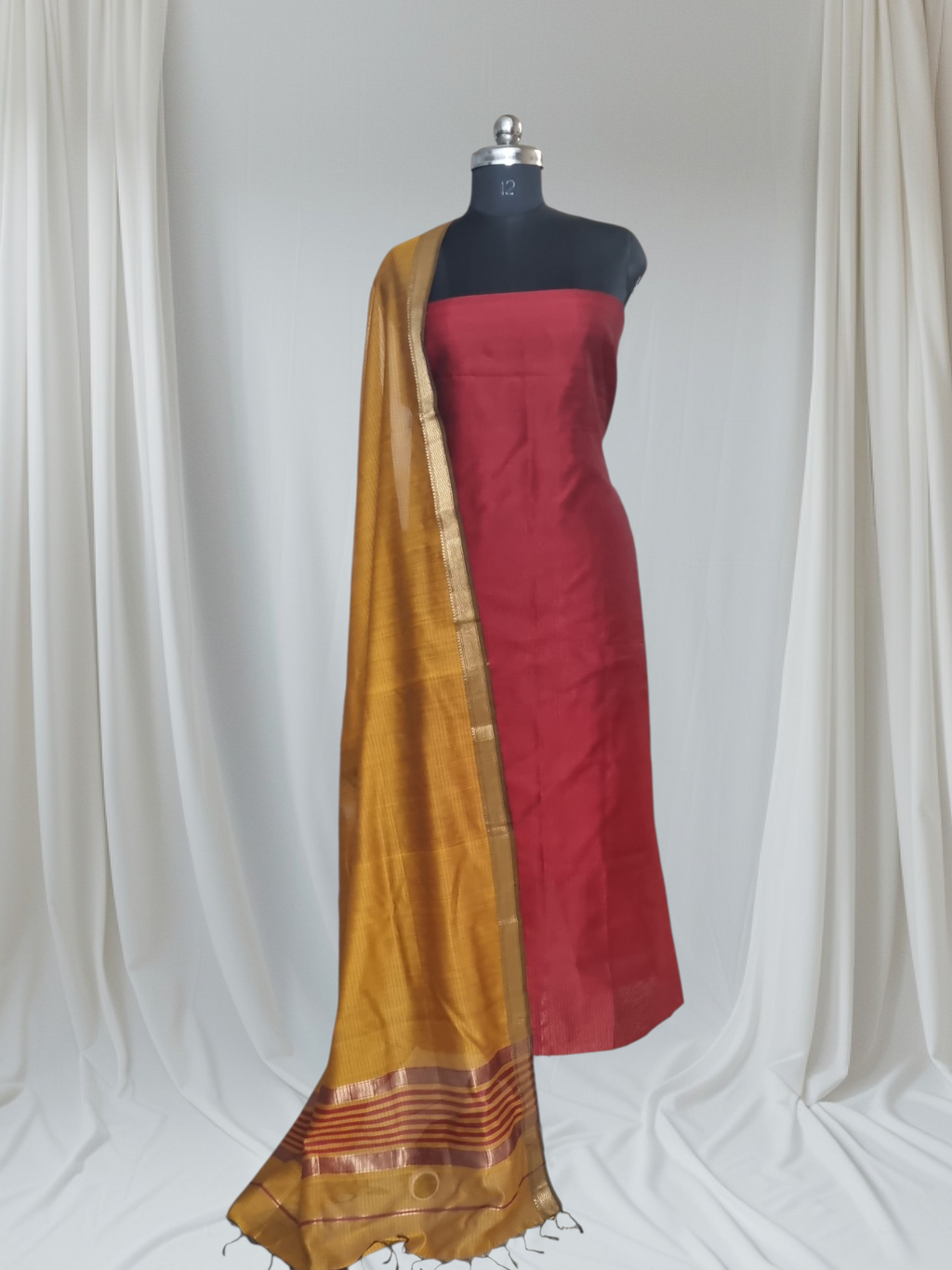 Red Burnt Orange Maheshwari Silk Suit Set – Dupatta Detail