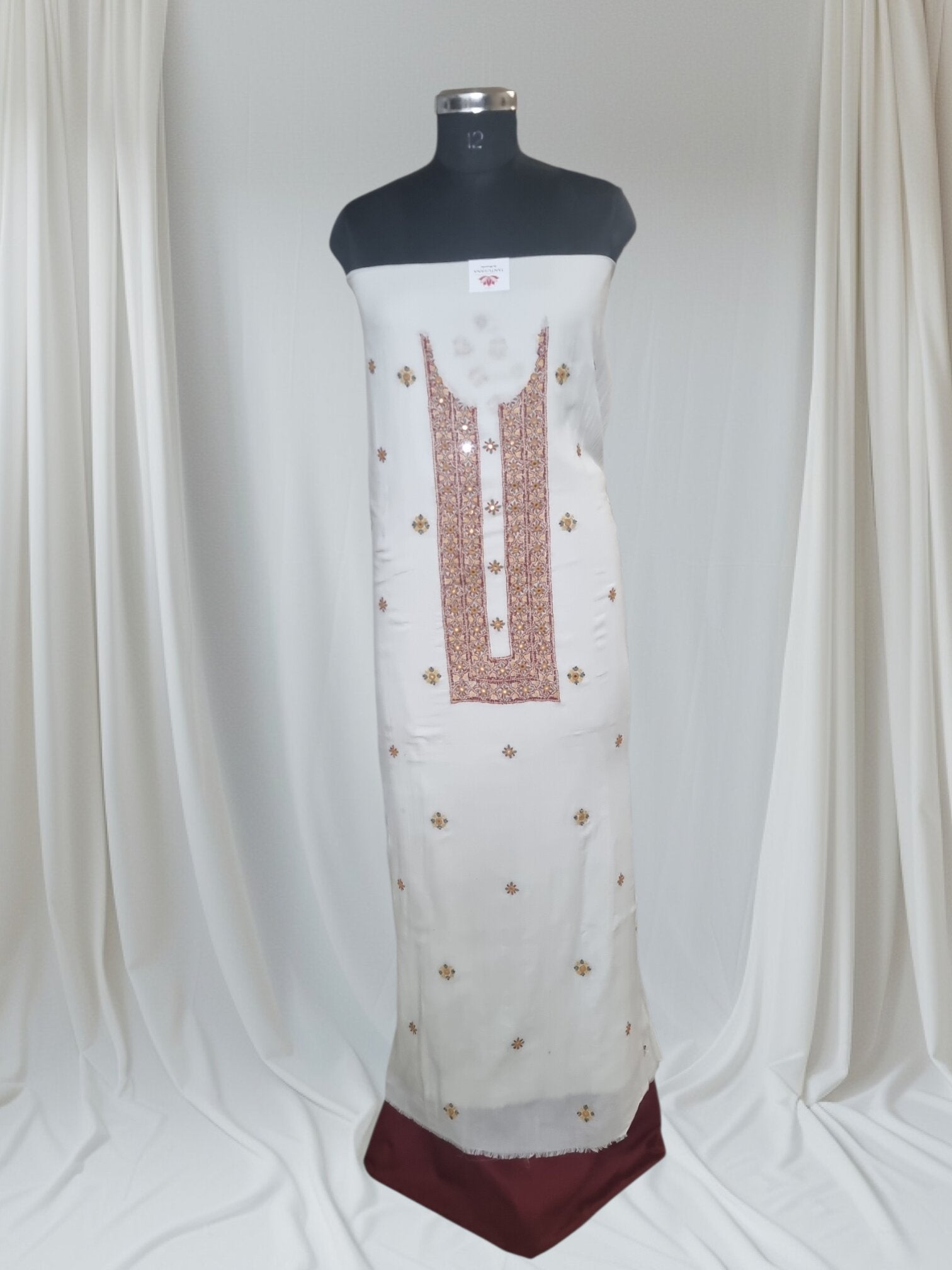 Hand-embroidered Kantha cotton 2-piece co-ord set – Indian handloom ethnic wear