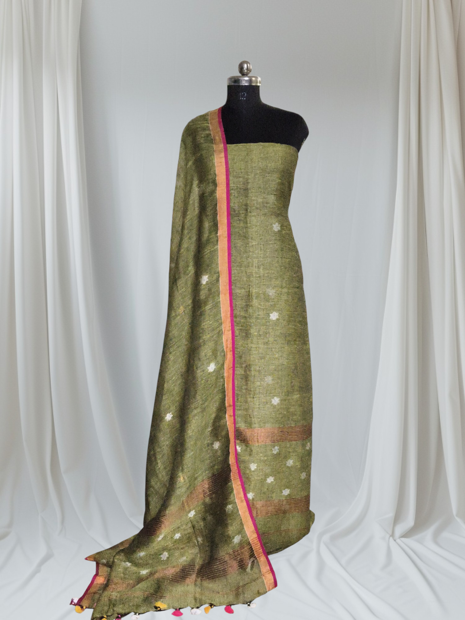 Mehandi Green Linen Dupatta with Silver Bronze Star Motifs & Hand-Knotted Tassels - Tantuvanacrafts SKU 1110