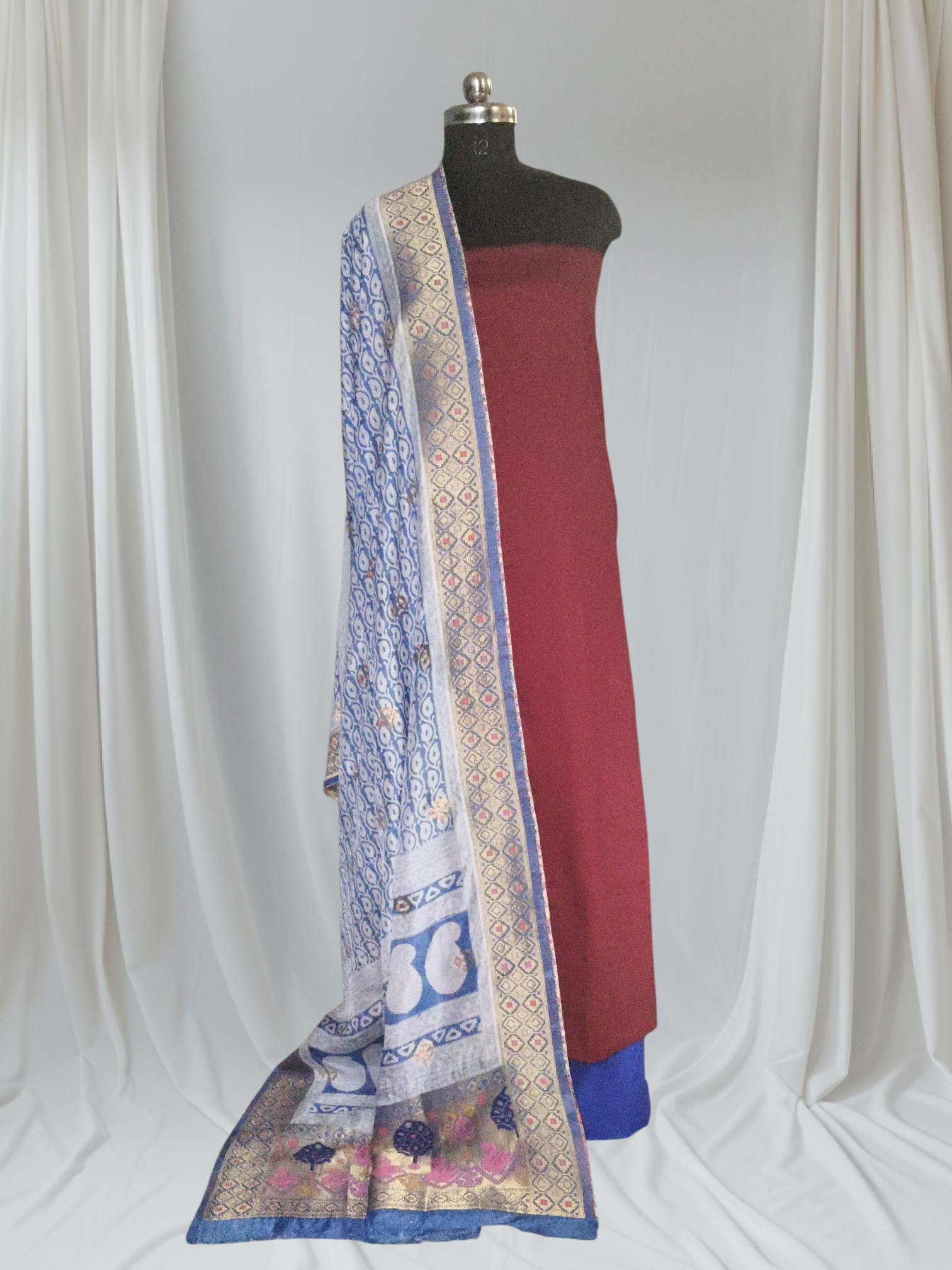 Royal Blue Dola Silk Dupatta with Bagh Print & Golden Buti Motifs - Indian Handloom