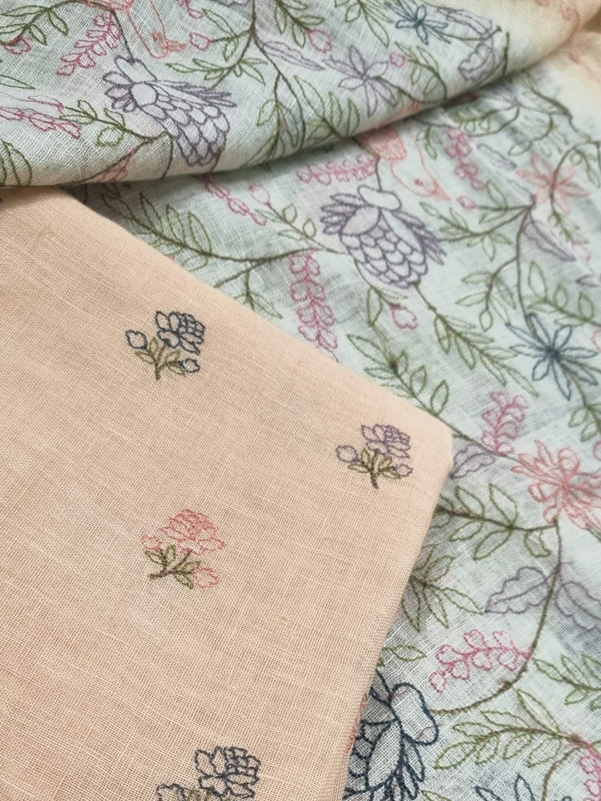 Indian handloom linen suit set – apricot with dupatta styled view