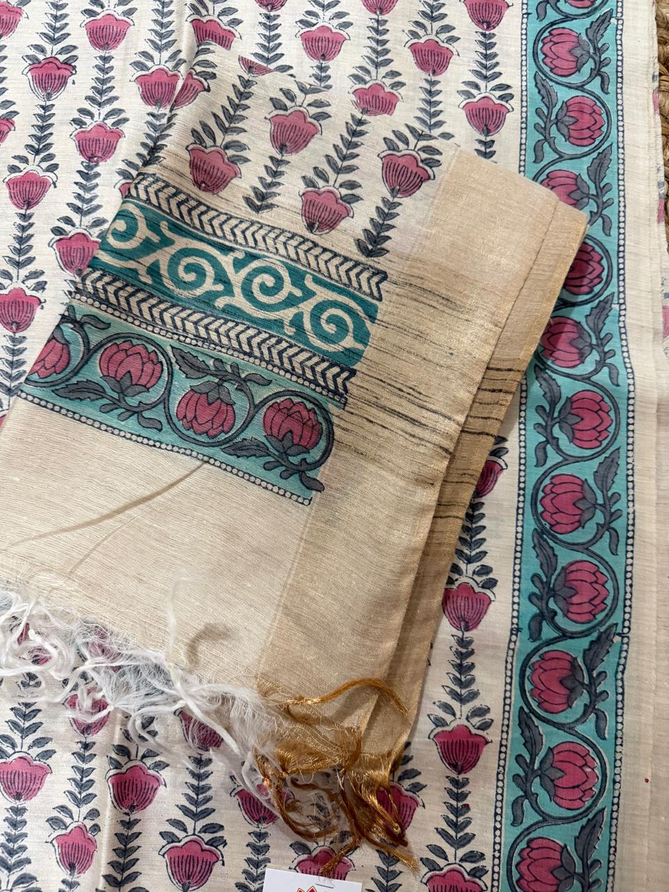 Beige Munga Silk Dupatta Folded Close-Up – Teal Lotus & Scroll Border Block Print with Pink Tulip Buta Kameez Fabric