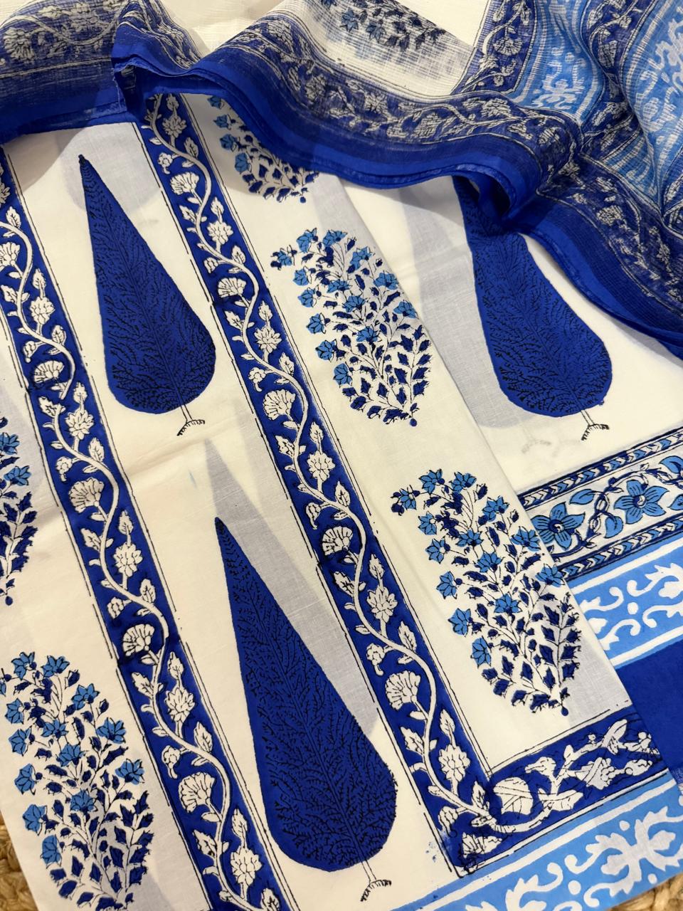 White Cotton Kameez Close-Up – Blue Cypress & Floral Block Print Placement with Kota Doria Dupatta Border