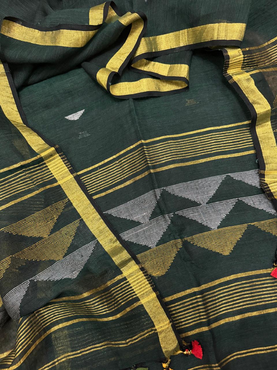 Handwoven 60 Lea linen suit fabric in deep green – inverted triangle Zari motifs, Indian handloom 2-piece unstitched set